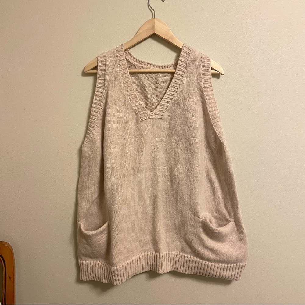 Blush Pink/Cream Sleeveless Sweater Vest - Size 3XL
